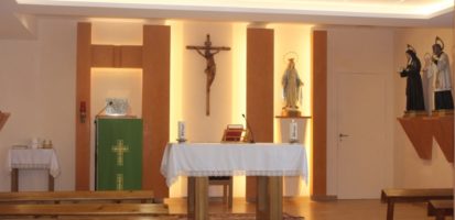 Residencia Santos Reyes - Instalaciones - Templo